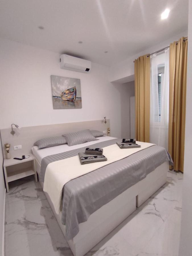 Zoxi Apartmani Split Bagian luar foto