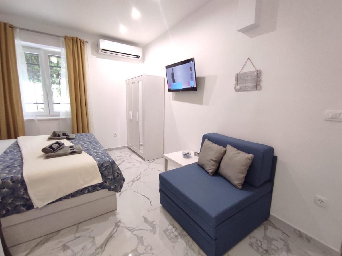 Zoxi Apartmani Split Bagian luar foto